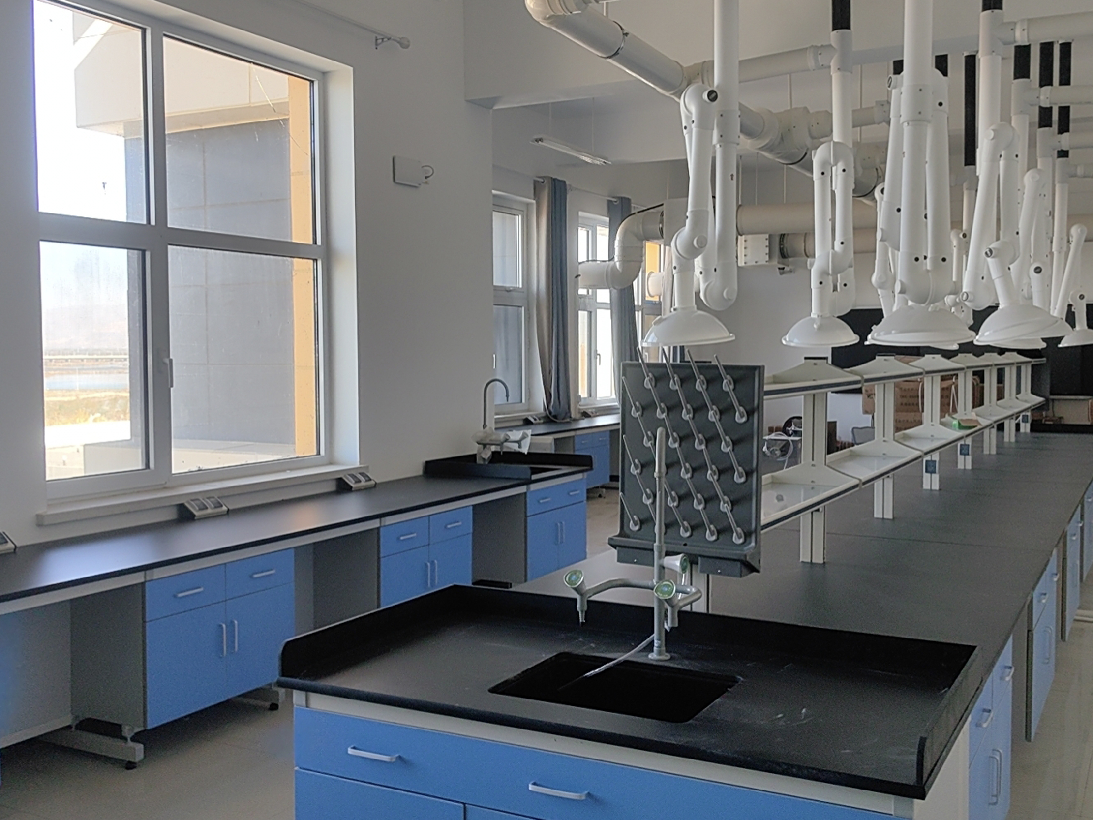 项目案例丨为超纤维皮革材料厂打造不锈钢通风系统