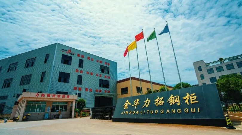 跨越山海，俄罗斯客户莅临弗洛雷斯&力拓钢柜考察采购